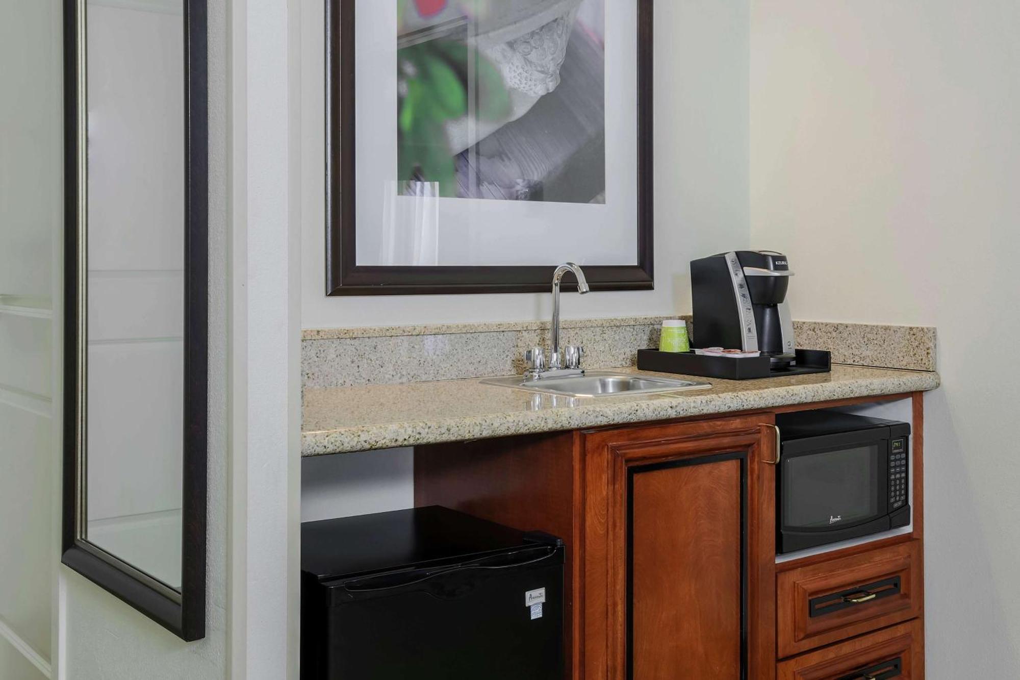 Hilton Garden Inn Chicago/Midway Airport Bedford Park Экстерьер фото