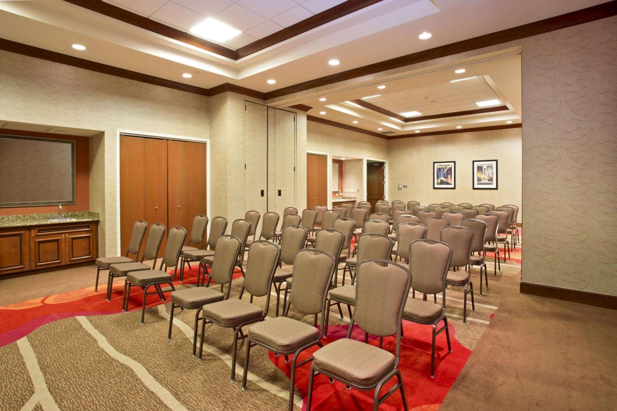 Hilton Garden Inn Chicago/Midway Airport Bedford Park Экстерьер фото